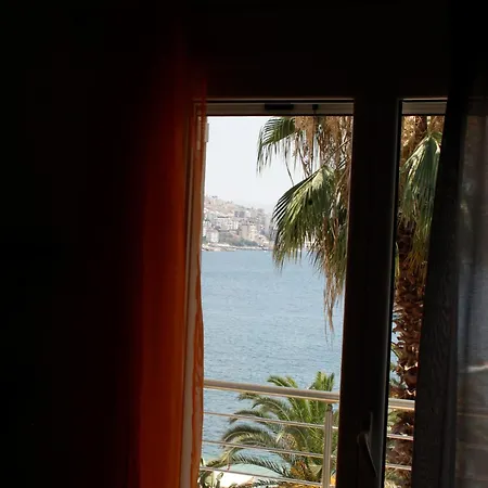 شقة Andrea's *